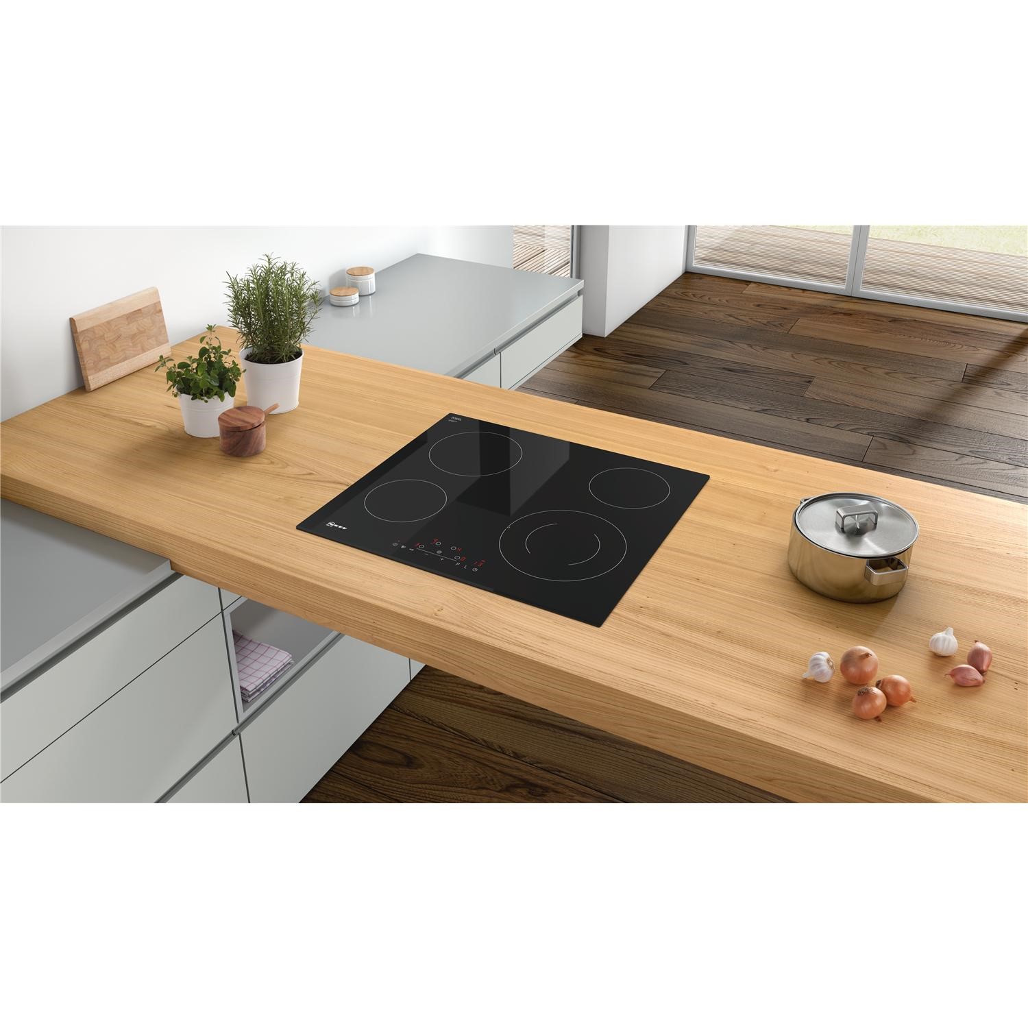 Neff T16FD56X0 59.2cm Touch Control Ceramic Hob Black Glass With Bevelled Front Edge 