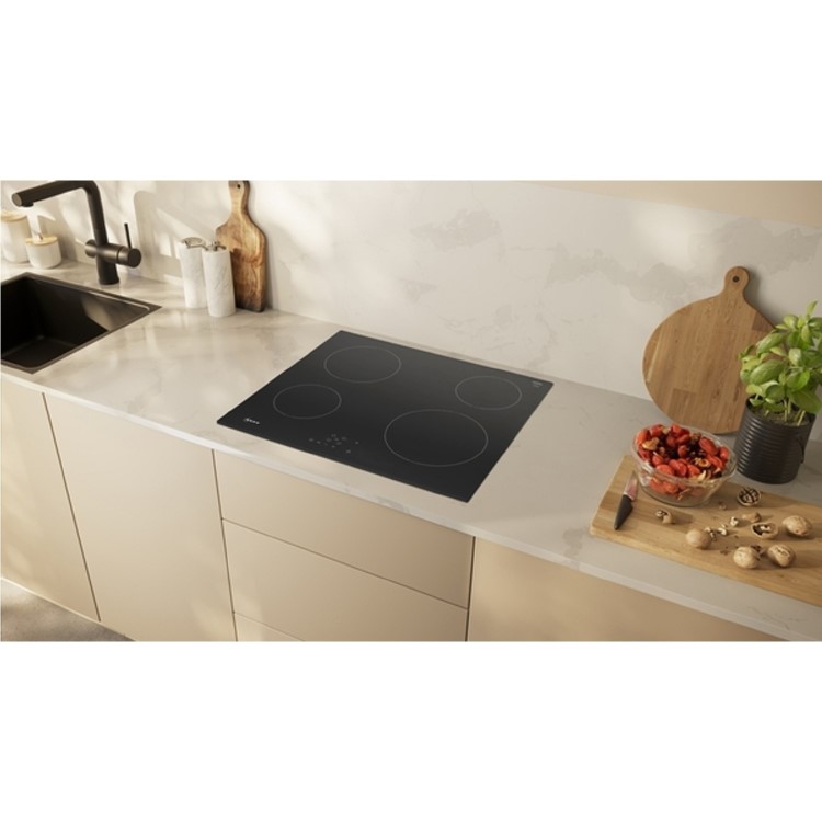 Refurbished Neff N50 T16NBE1L 60cm 4 Zone Ceramic Hob Black