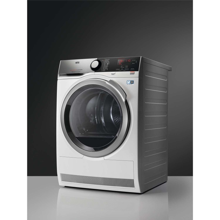 AEG T8DEE945R 8000 Series 9kg Freestanding Heat Pump Tumble Dryer - White