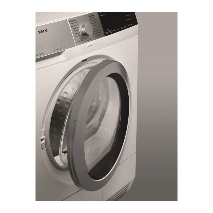 AEG Ex-display SensiDry 9 Series Freestanding Condenser Tumble Dryer in White