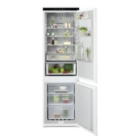 AEG Series 8000 248 Litre 70/30 Integrated Fridge Freezer