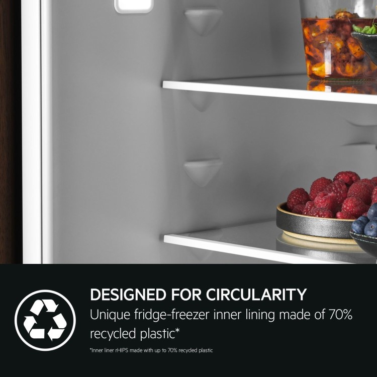 AEG Series 8000 248 Litre 70/30 Integrated Fridge Freezer