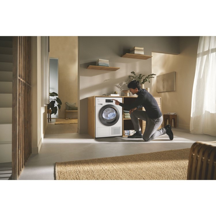 Miele 8kg Heat Pump Tumble Dryer - White
