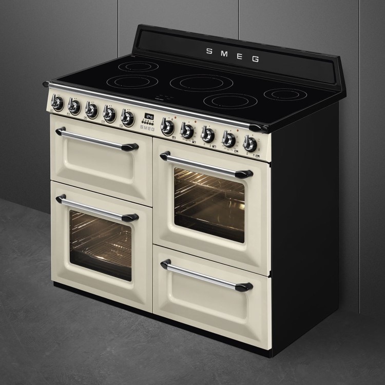 Smeg Victoria 110cm Electric Range Cooker - Cream