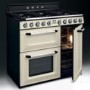 GRADE A2 - Smeg TR93P Victoria Triple Cavity 90cm Wide Dual Fuel Cooker Cream