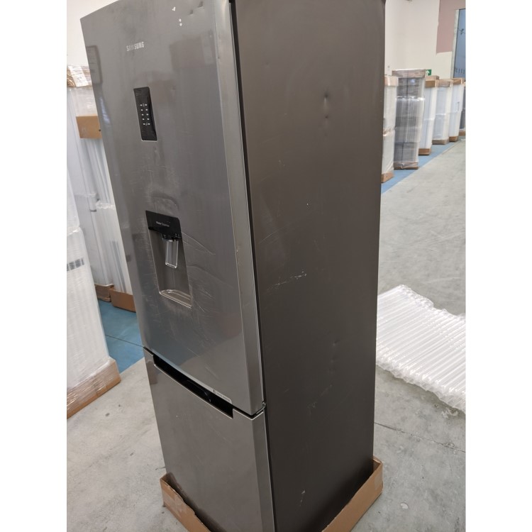 Refurbished Samsung RB31FDRNDSA Integrated 308 Litre 70/30 Frost Free Fridge Freezer
