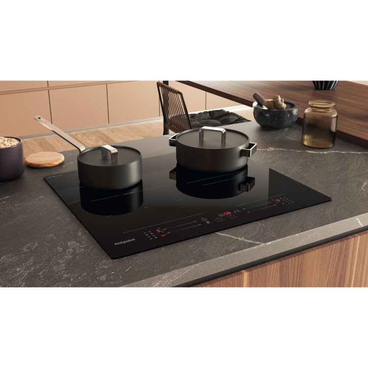 Refurbished Hotpoint CleanProtect TS3560FCPNE 59cm 4 Zone Induction Hob with Flexi Space Black