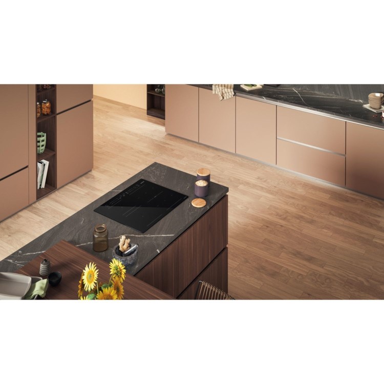 Refurbished Hotpoint CleanProtect TS3560FCPNE 59cm 4 Zone Induction Hob with Flexi Space Black