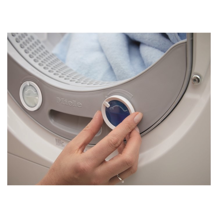 Miele TWR860WP 9kg Freestanding Heat Pump Tumble Dryer With Steam And WiFiConnect - White