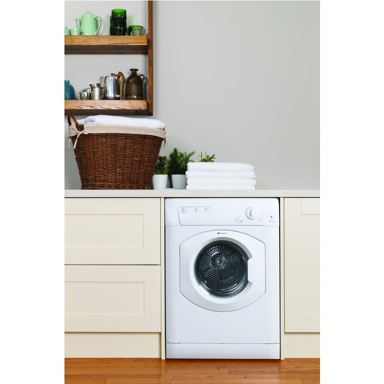 GRADE A3 - Hotpoint TVHM80CP 8kg Freestanding Vented Tumble Dryer White
