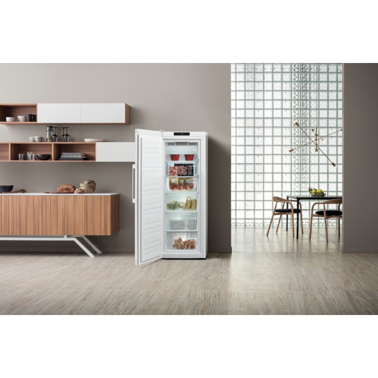 Hotpoint 228 Litre Freestanding Upright Freezer - White