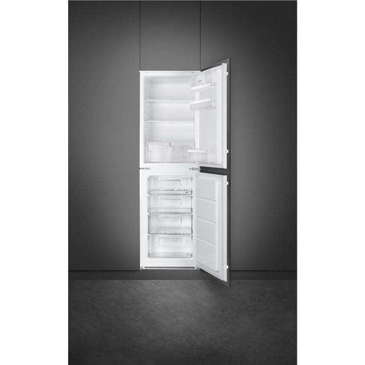 GRADE A3 - Smeg UKC3170P1 54cm Wide 50-50 Integrated Upright In-Column Fridge Freezer