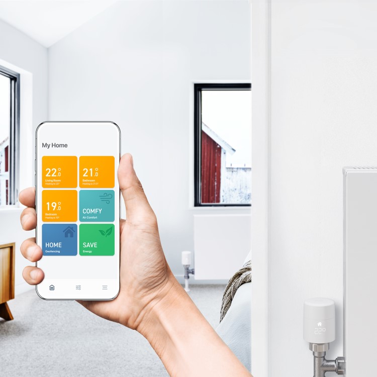 tado° Add-on Smart Radiator Thermostat Vertical Mounting Quattro Pack