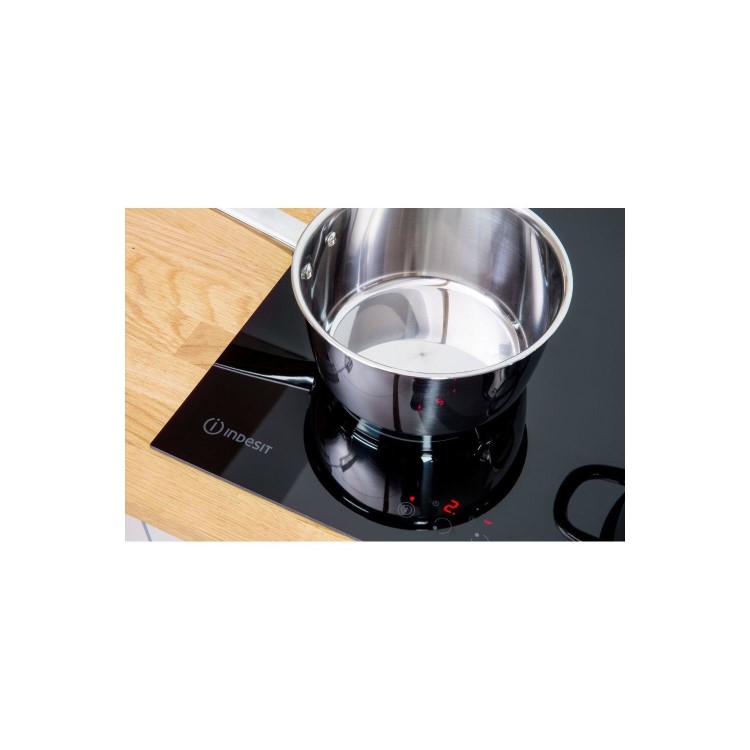 GRADE A2 - Indesit VIA6400C 59cm Four Zone Induction Hob - Frameless Black