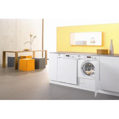Miele W2819IRWH 5.5kg Semi-integrated Washing Machine - White Control Panel