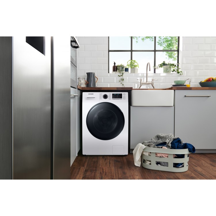 Refurbished Samsung Series 5 WD90TA046BE/EU Freestanding 9/6KG 1400 Spin Washer Dryer White