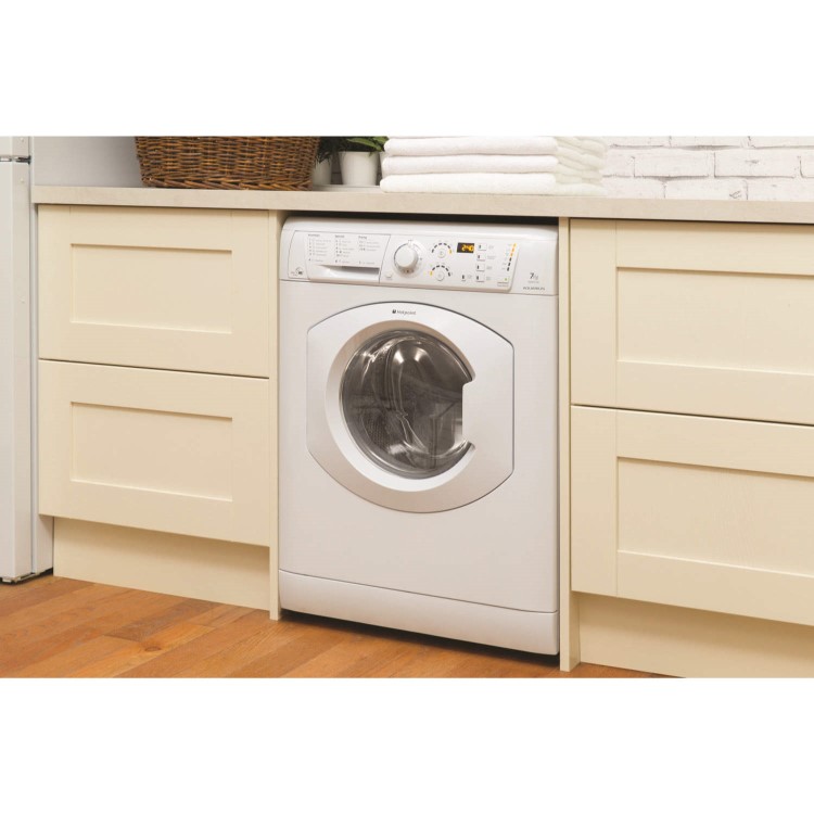 Hotpoint WDF756P White 7kg Wash 4kg Dry Freestanding Washer Dryer 1600rpm