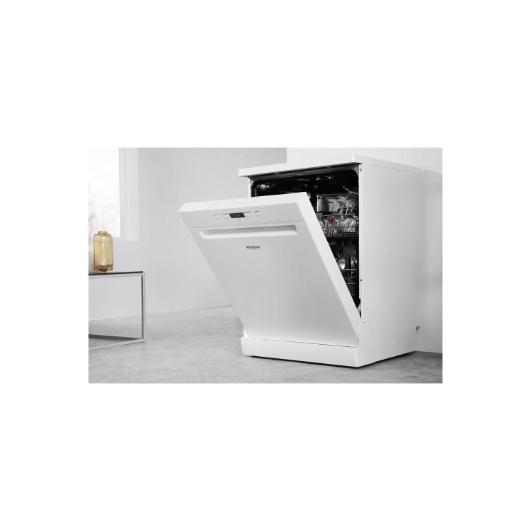 Whirlpool Freestanding Dishwasher - White