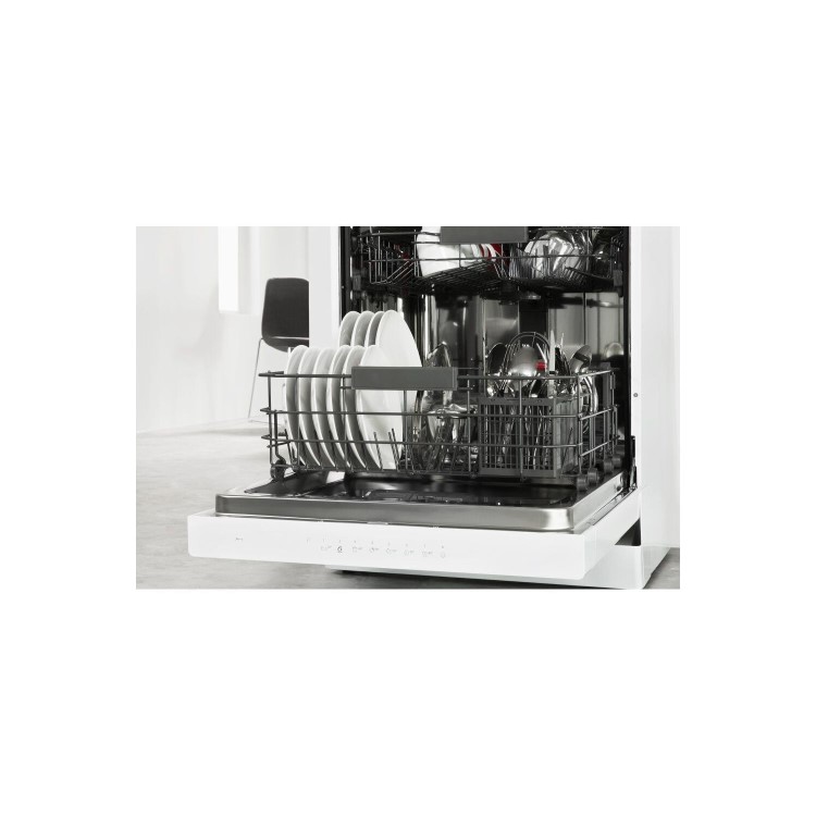 Whirlpool Freestanding Dishwasher - White