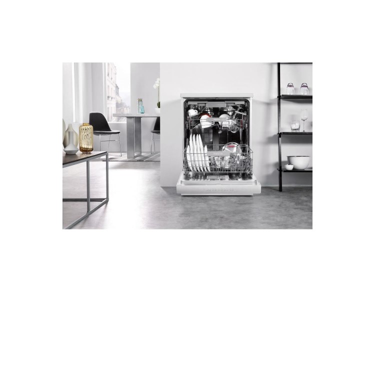 Whirlpool WFO3P33DLUK 14 Place Setting 9.5L Freestanding Full Size Dishwasher - White