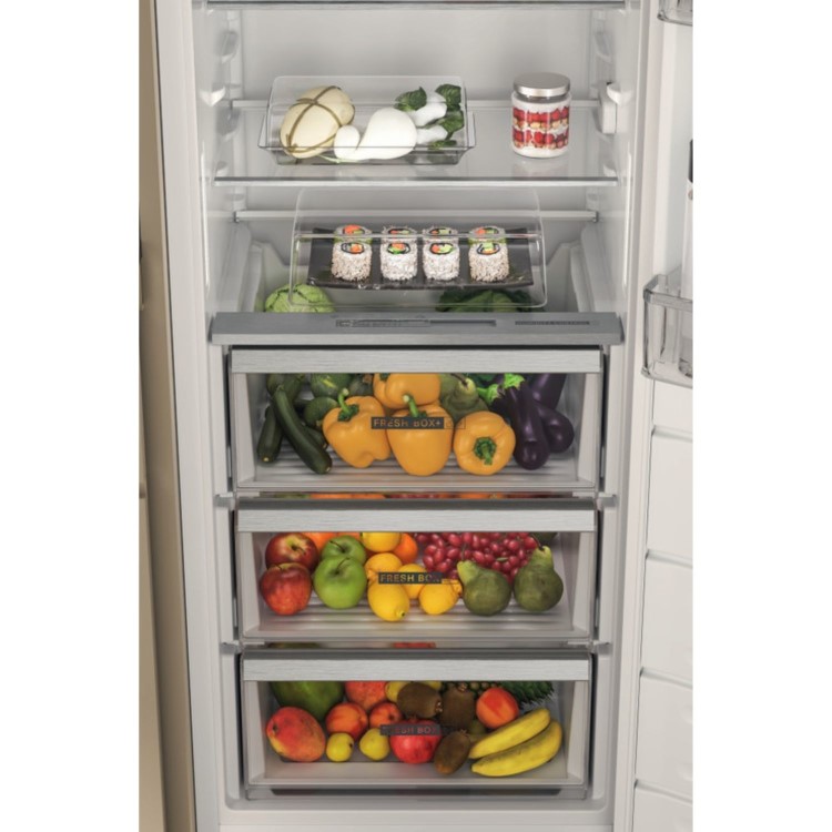 Whirlpool 318 Litre Integrated In-Column Fridge