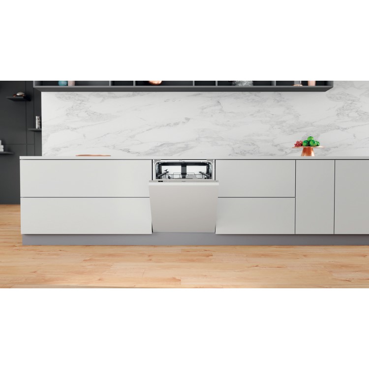 Refurbished Whirlpool WIC3C26NUK 14 Place Fully Integrated Full Size Dishwasher