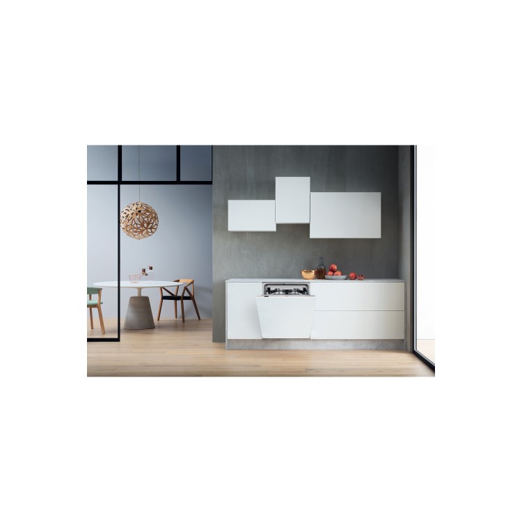 GRADE A2 - Whirlpool WIC3C33PFEUK Fully Integrated Dishwasher