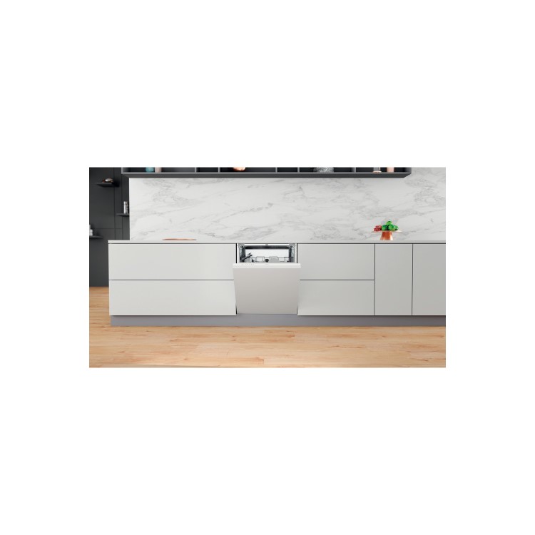 Whirlpool 13 Place Settings Fully Integrated Dishwasher