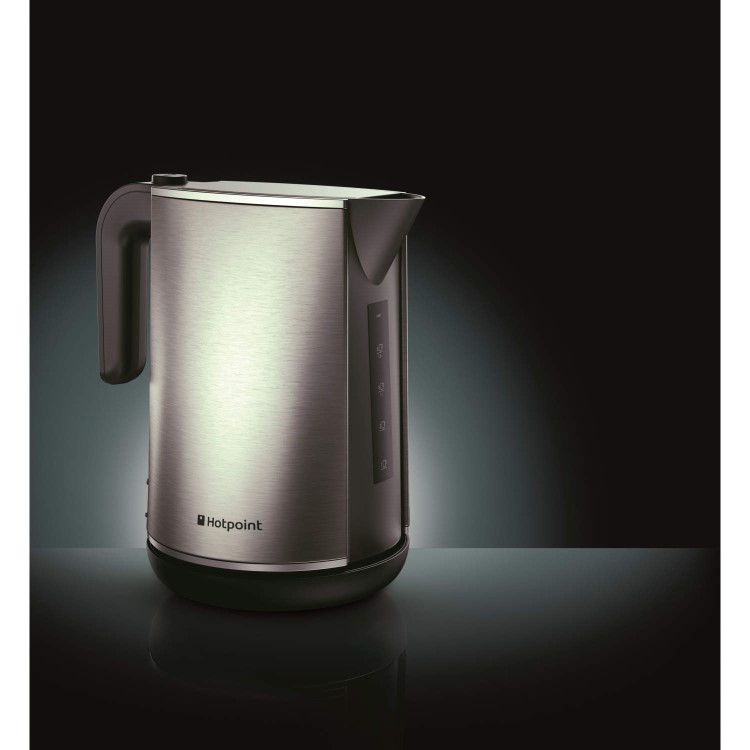 GRADE A1 - Hotpoint WK30MAX0 1.7 Litre Cordless Kettle Stainless Steel