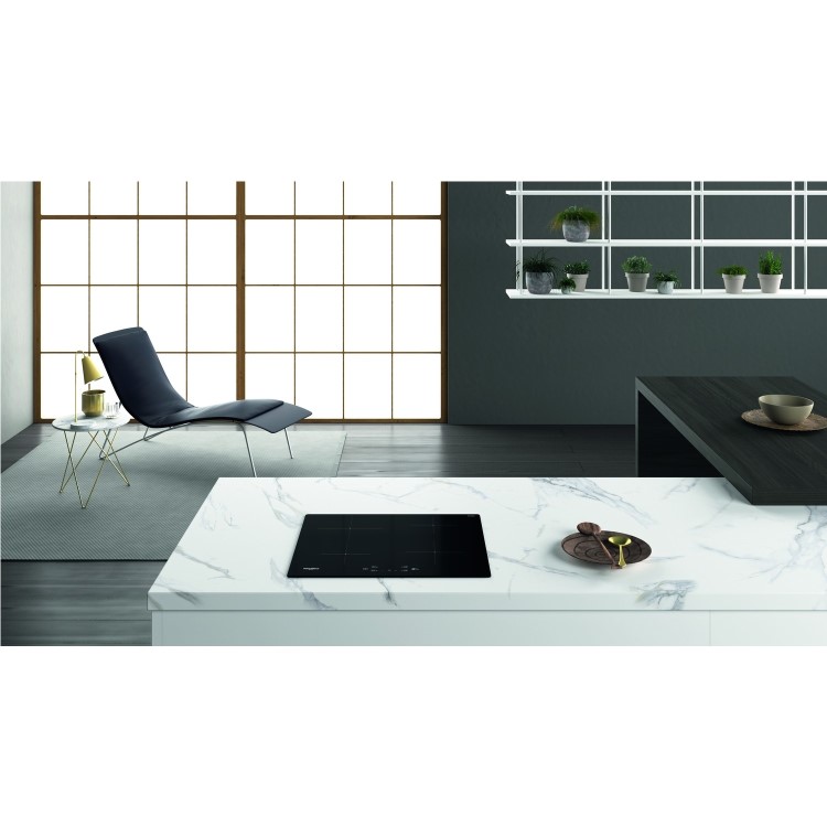 Whirlpool WSQ2160NE Touch Control 4 Zone Induction Hob - Black