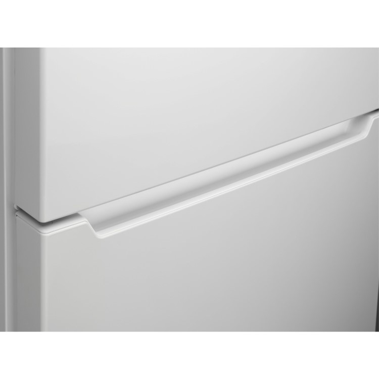 Zanussi  360 Litre 70/30 Freestanding Fridge Freezer - White