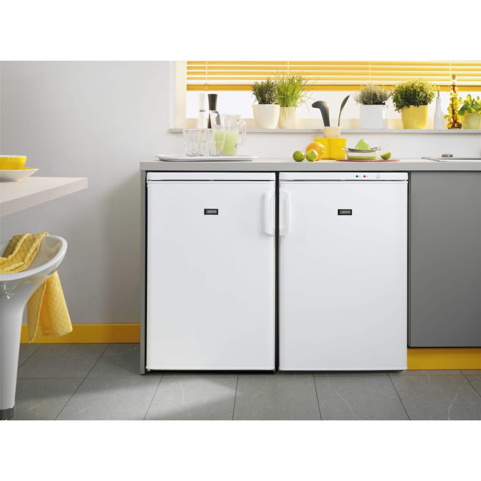 Zanussi ZRG16600WA 85x55cm 155 Litre Freestanding Under Counter Fridge
