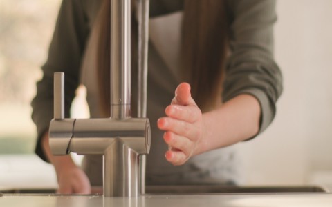 Sensor (Touchless) Taps