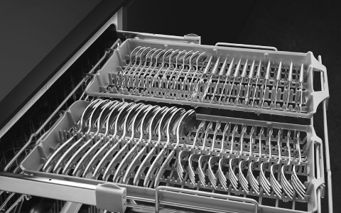 cutlery tray.