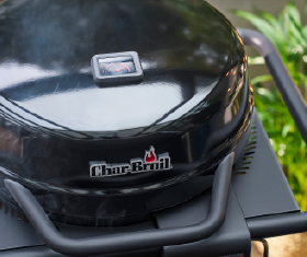 Side burner for those little extras.