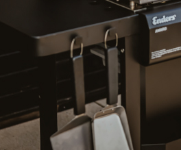 Two hooks on each side shelf.