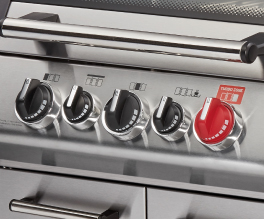 Three continuously adjustable stainless-steel burners.