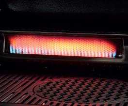 Infrared back (3.5kW) & side burner (2.9kW).