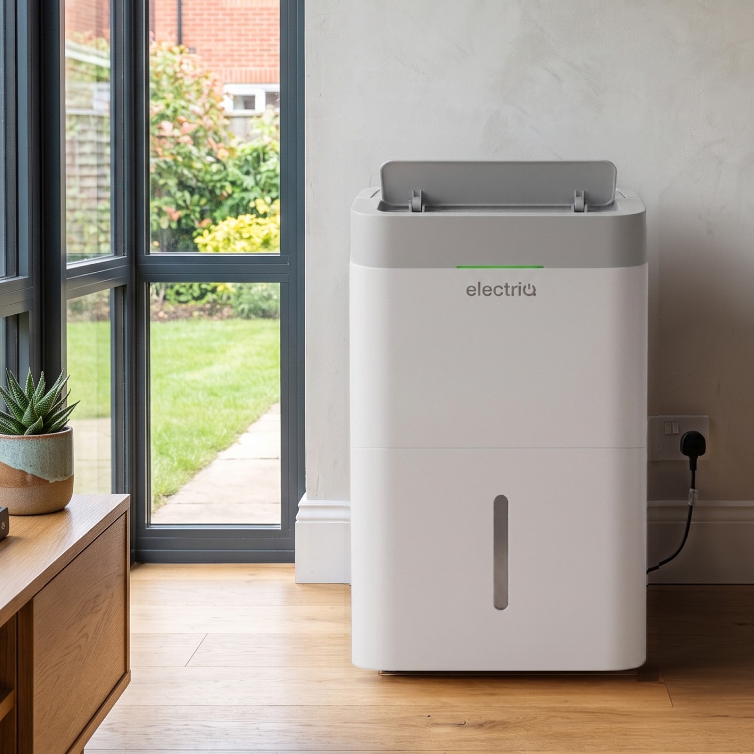 electriQ CD12LECOPLUS dehumidifier blending seamlessly into a modern room.