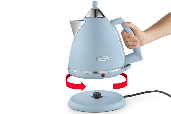 Delonghi Argento Kettle Blue Demonstration - Adjusting settings