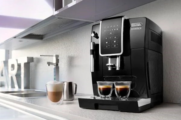 Delonghi Dinamica Coffee Machine on a worktop