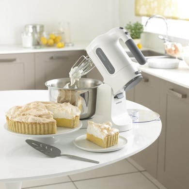 Kenwood Chefette Stand Mixer with litre Bowl in White HM680