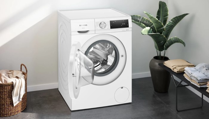 Siemens iQ300 Washing Machine.