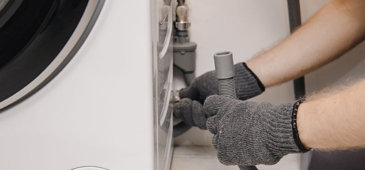 Cleaning washing machine drain hose