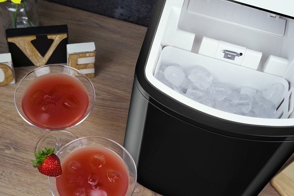 Ice Maker Black