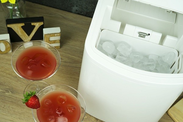 Ice Maker White